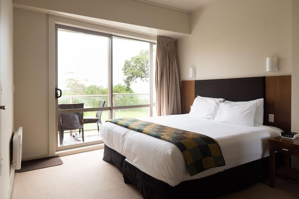 Vr Takapuna Hotel 5*