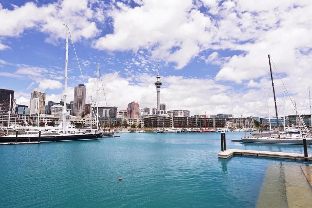 Vr Takapuna Hotel 5*