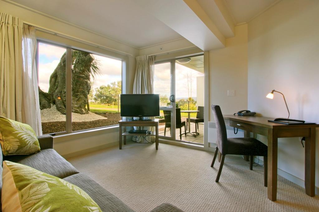 Vr Takapuna Hotel 5*
