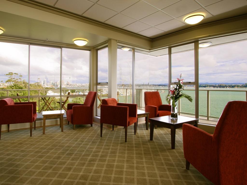 Vr Takapuna Auckland
