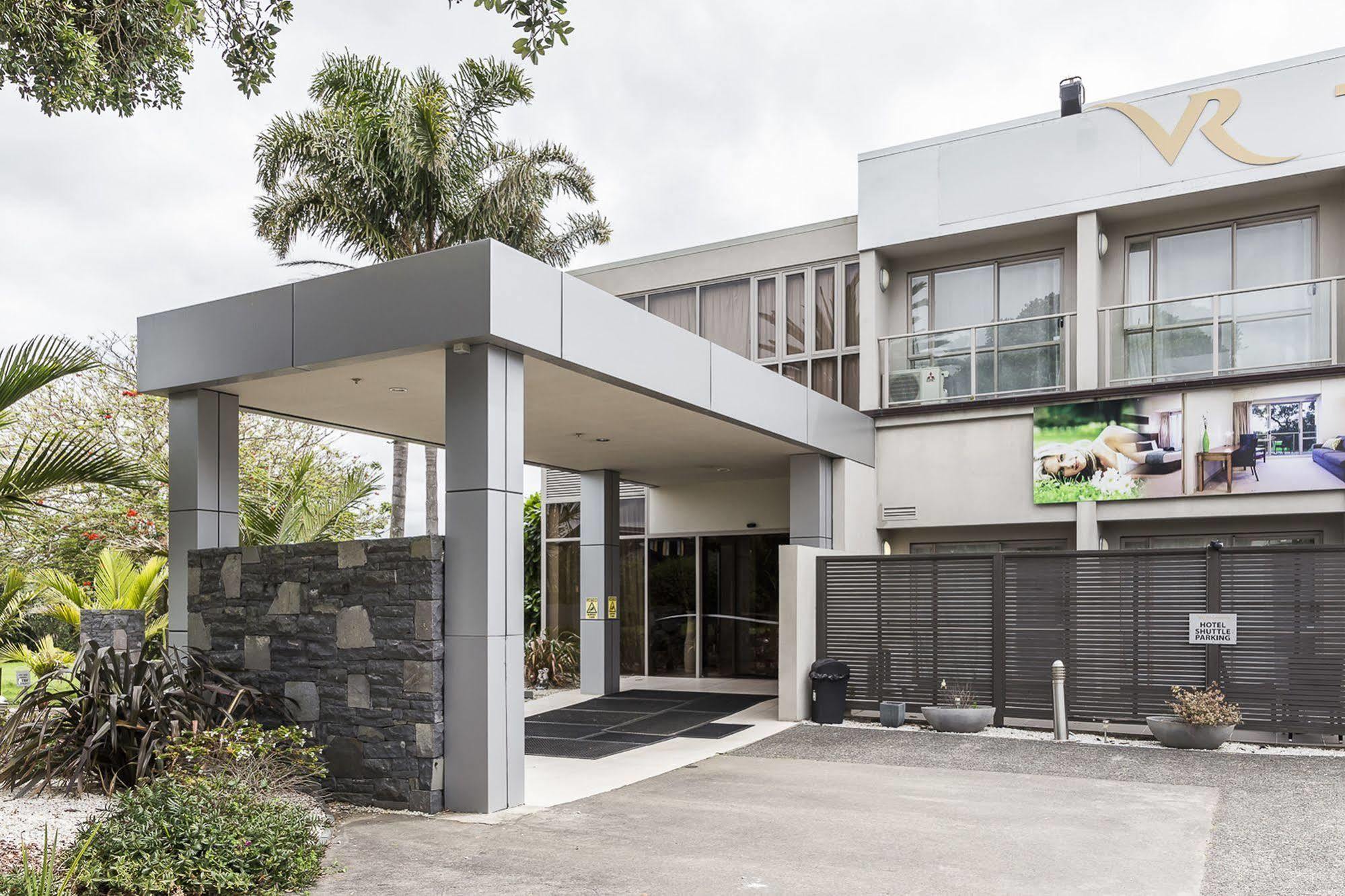 Vr Takapuna Hotel